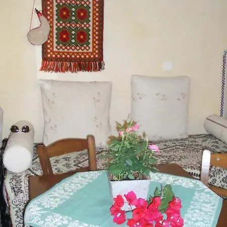 Old Stone House 펜션