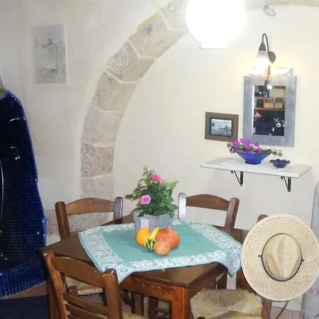 Dom wakacyjny Old Stone House *