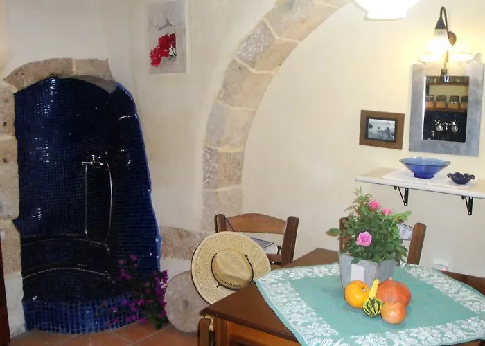 Old Stone House La Canée