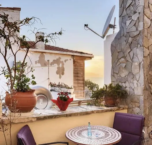 Old Stone House * La Canée